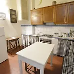 Unyca - Typical Florentine Hideaway