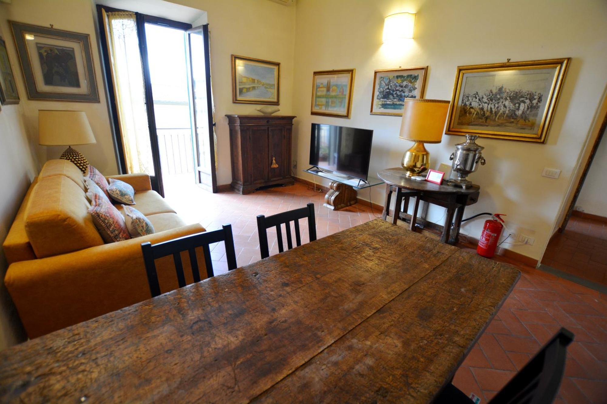 Unyca - Typical Florentine Hideaway