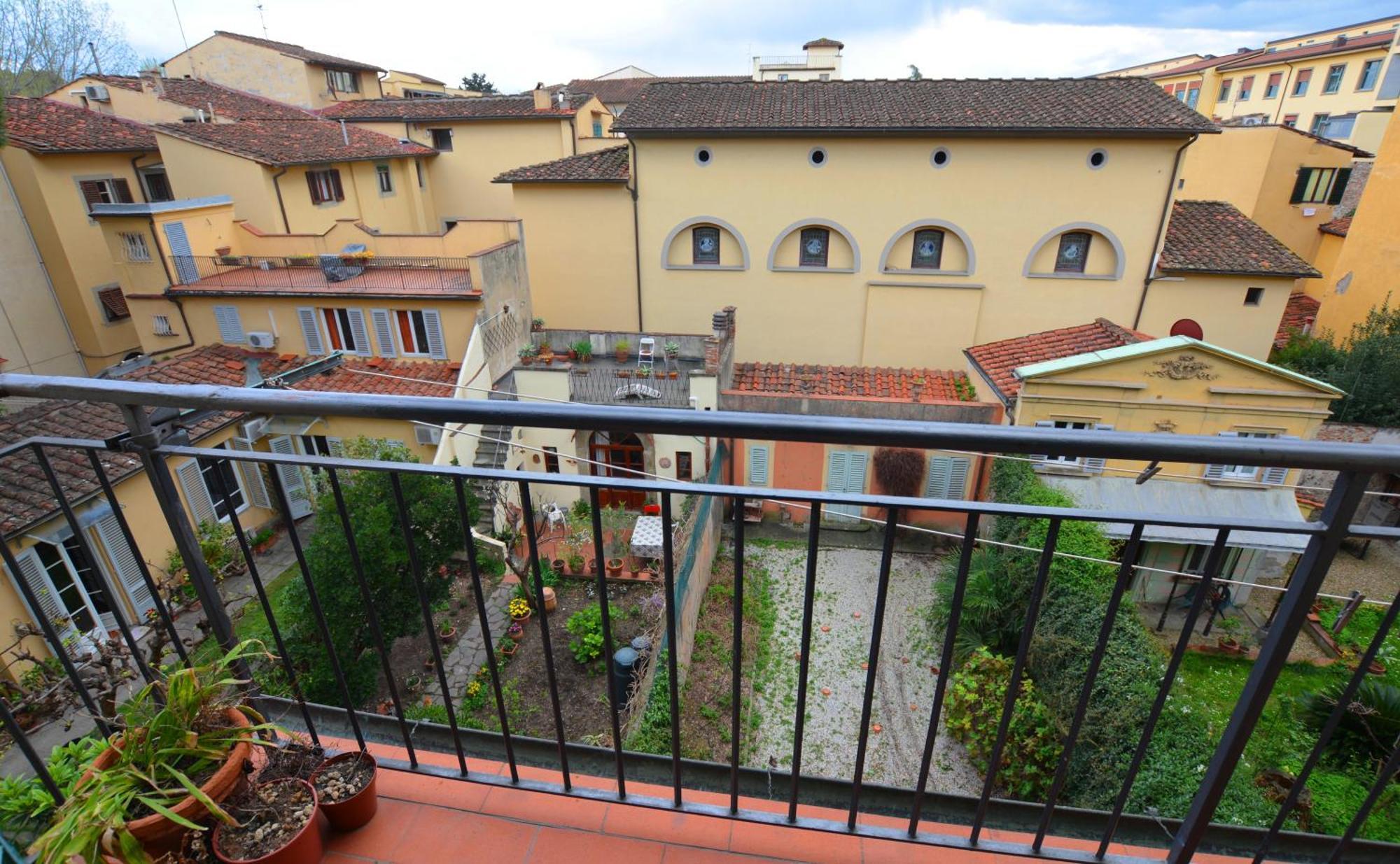 Apartment Unyca - Typical Florentine Hideaway *